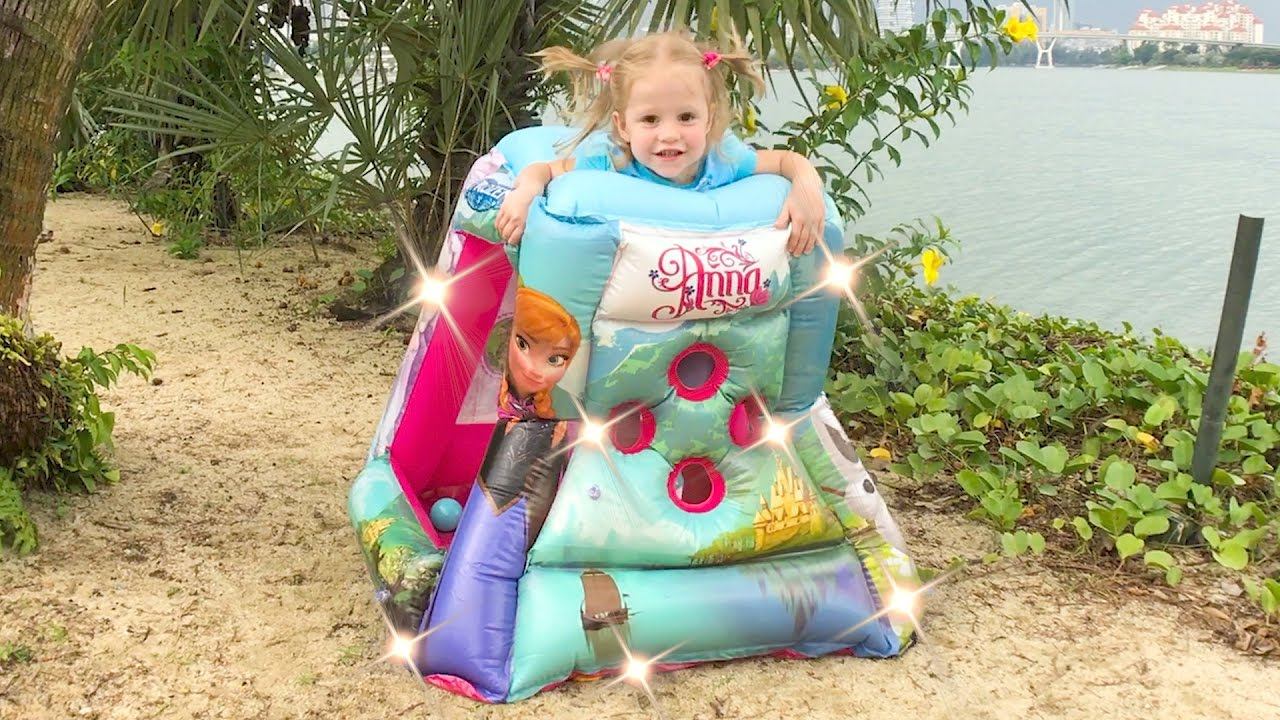 Настя путешествует в волшебной игровой палатке смотреть онлайн