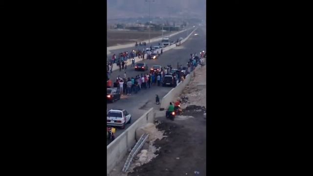 2006 Mercedes E55 AMG vs 2010 Chevrolet Camaro смотреть онлайн