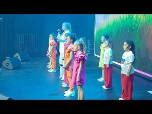 Выступление Образцовой студии эстрадного вокала «Зефир» на Последнем звонке «Моей школы» Геленджик