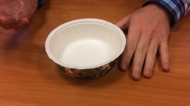 Как правильно надевать крышку на салатницу смотреть онлайн