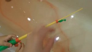 Детская удочка, ловим рыбку в ванной. Игры для детей