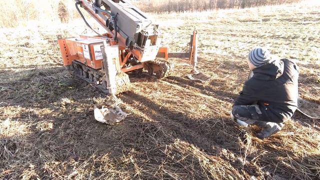 ФУНДАМЕНТ под ДОМ из ЖЕЛЕЗОБЕТОННЫХ СВАЙ. Забивка с помощью российской КОПРОВОЙ установки СВАЯК. смотреть онлайн