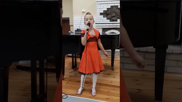 Ефимова Милена "Песня Мамонтенка" смотреть онлайн