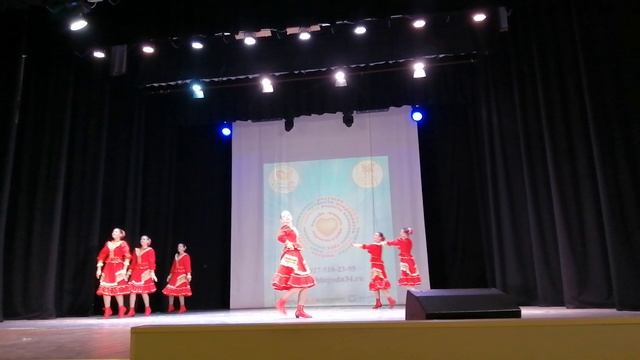 танец "Мамоня" от хореографического группы Хорошки