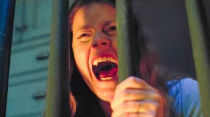 Женщина в окне || Русский трейлер 2 || Фильм 2021 (Netflix)