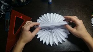 3D Ёлка из бумаги