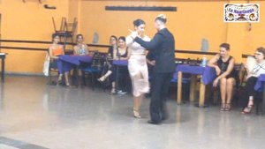 Bailan Barbara Benitez y Marcelo Hocquart,  milonga brava, Canaro