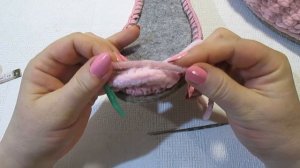 тапочки на войлочной стельке из плюшевой пряжи вязаные крючком