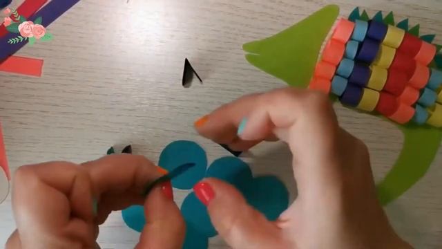 Хамелеон. Аппликация из цветной бумаги. Поделки для детей. смотреть онлайн