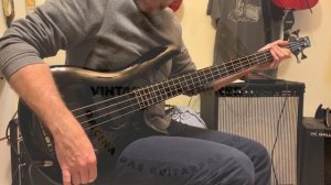 Ibanez SR1000 '91 Made in Japan SoundGear 4 string electric bass in black colour with Ritter Gbag