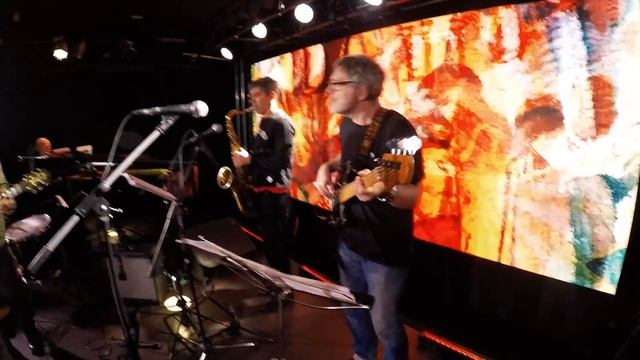 Вежливый Отказ - Большевик