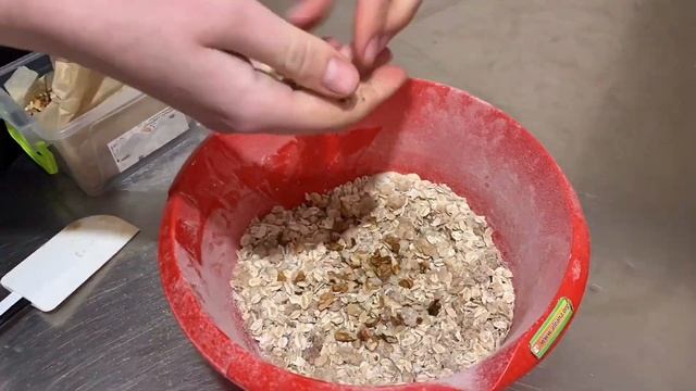 ОВСЯНОЕ ПЕЧЕНЬЕ за 2 Минуты + время на выпечку смотреть онлайн