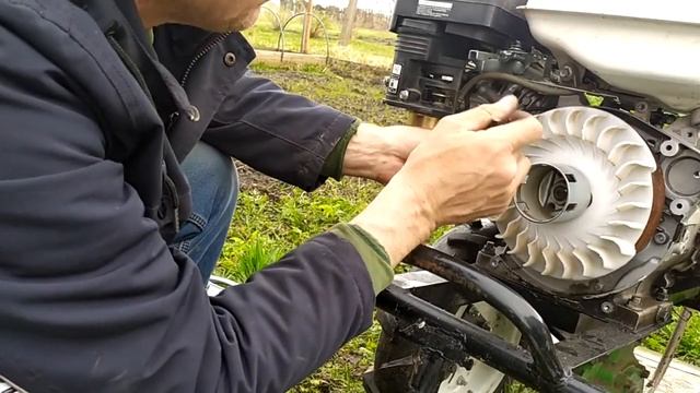 Мотоблок не завелся весной, ищу причину.