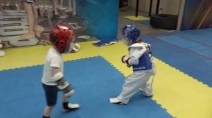 Спарринг тхэквондо втф дети 5 лет