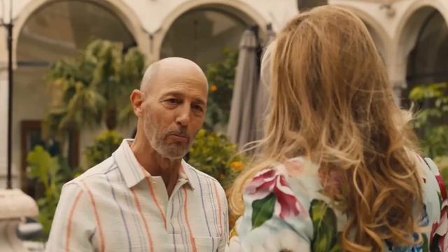 The White Lotus UPDATE: Will Jennifer Coolidge RETURN For S3.. смотреть онлайн