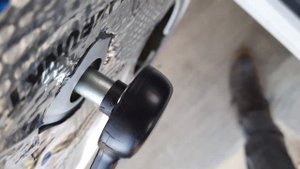 How to remove Suzuki Ignis Sigma rear door panel which has manual window lever