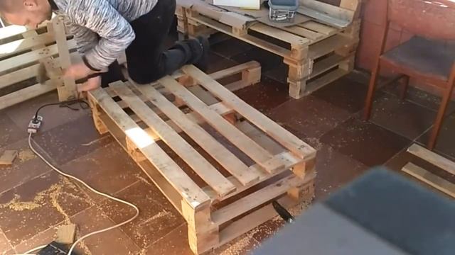 Мебель из поддонов DIY Furniture