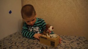 ЛёваЛэнд интерактивная копилка Голодный пёс, собака поедающая монеты Копилка собачка Обзор