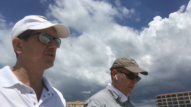 Robert & Armin MSKflossing Conversation смотреть онлайн