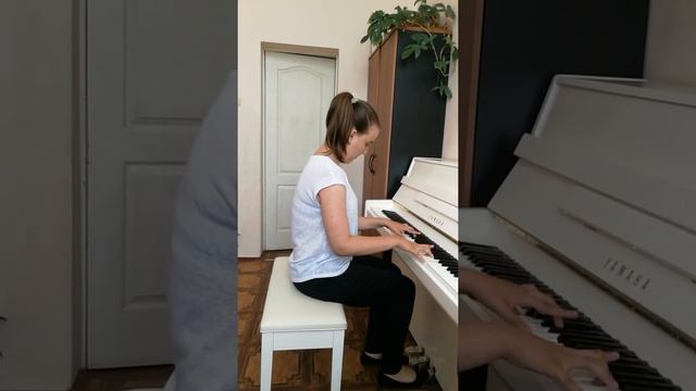 Н.Нарходжаев «Джаз - вальс» исп. Дейна Евгения смотреть онлайн