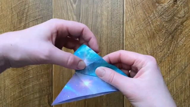 Птица оригами, бумажная птица  двигает крыльями. Птица How to make origami a bird.