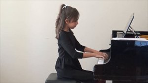 Веселкова Олеся К Гурлит Летящие листья