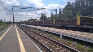 Электровоз ВЛ80С-730 С Хозяйственным Поездом И Толкач Тепловоз ЧМЭ3-2706 Проходят Ст Петряевка