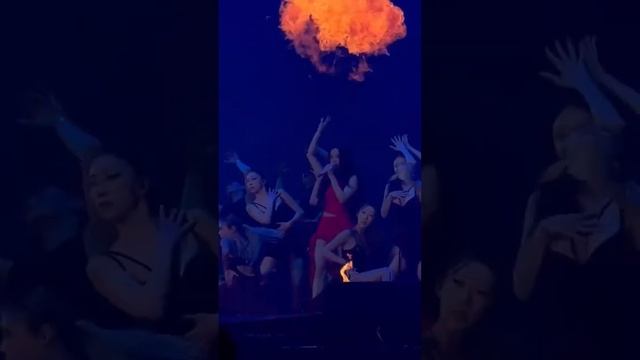 СОЛО ДЖИСУ НА КОНЦЕРТЕ ‘BORN PINK’ SEOUL | JISOO SOLO STAGE | LIAR смотреть онлайн