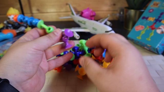 Волосатый конструктор, Тошнотики лизунами, Самолет переросток из Фикс прайс смотреть онлайн