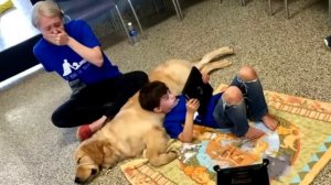 Фотография, которая облетела весь Интернет! Мир плачет вместе с мамой…