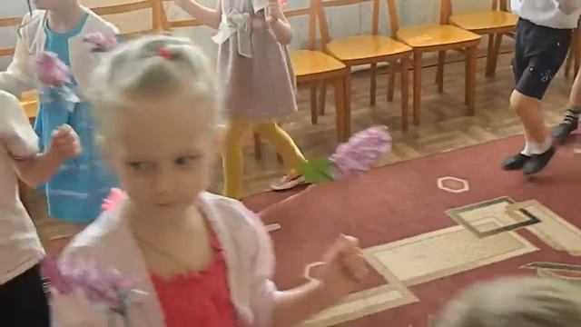 Утренник 8 марта в младшей группе