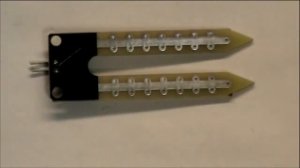 Внешний вид датчика влажности почвы на микросхеме LM393