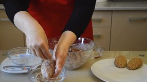 РЕЦЕПТ СОЧНЫХ КОТЛЕТ В ПАНИРОВОЧНЫХ СУХАРЯХ | КОТЛЕТЫ ИЗ СВИНО-ГОВЯЖЬЕГО ФАРША