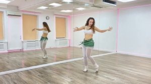 Танец для продолжающей группы. Лопацкая Марина.