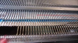 Часть 1. Вяжем свитер с удлинённой спинкой. #маринабехтер