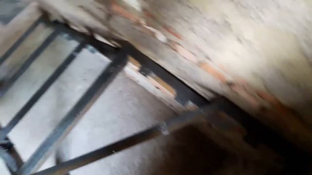 Лестница с двумя забежными площадками. смотреть онлайн