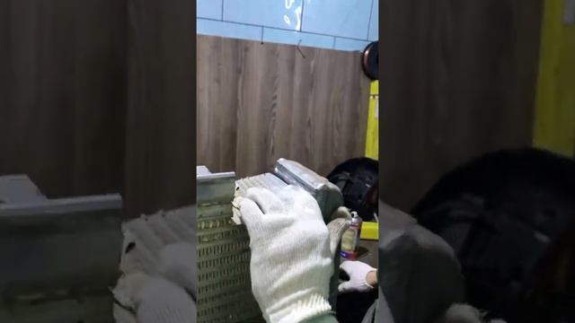 Радиатор Интеркулер Вольво смотреть онлайн