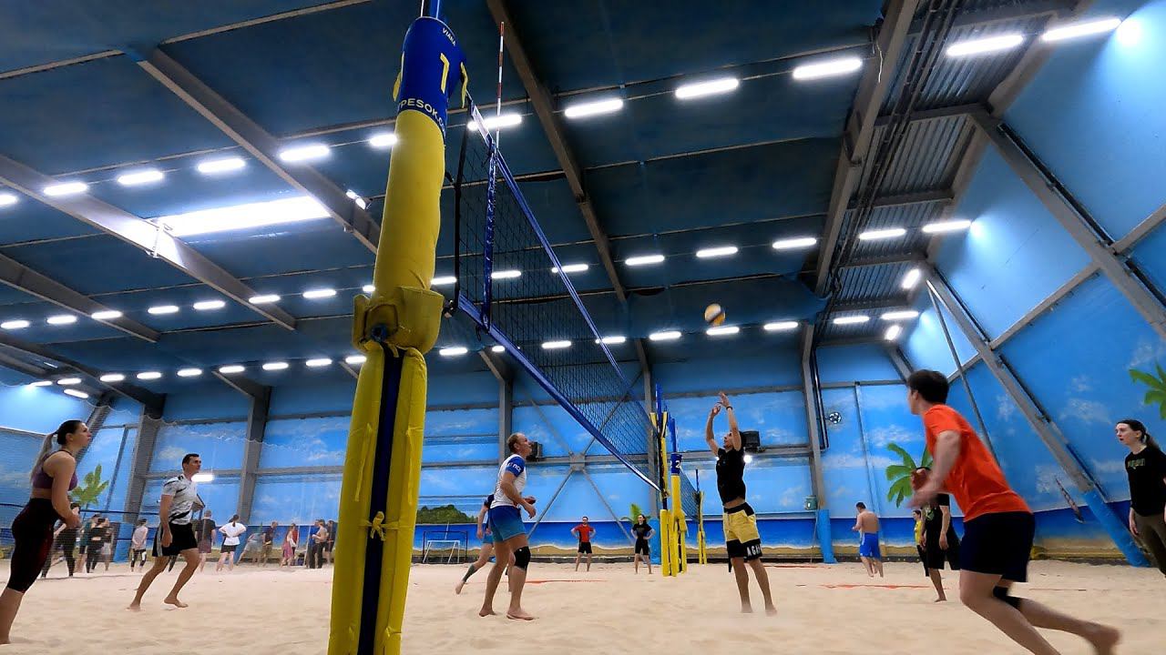 Волейбол в Песке 4x4 смотреть онлайн