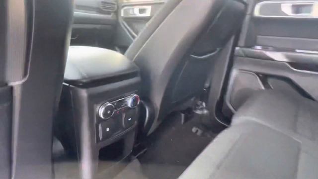 2020 Ford Explorer XLT смотреть онлайн