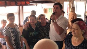 Многим понравилось как спел на теплоходе Ришат Галиханов