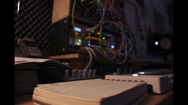 gt33-gh7 Eurorack Modular IDM Patch смотреть онлайн