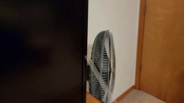 Samsung 27" Curved Monitor Unboxing смотреть онлайн