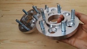 Колесные проставки с 5х100 на 5х114.3 на Субару