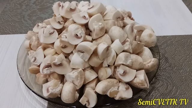 Маринованные шампиньоны - быстрая и лёгкая закуска, а вкус ещё лучше чем из магазина! смотреть онлайн