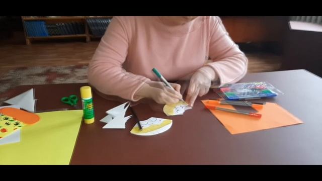 Майстер-клас Анни Чернай "Оригінальна закладка для твоєї книги" смотреть онлайн