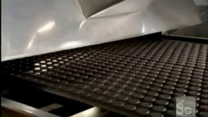 Как делают печенье Орео