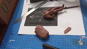 Лепка элементов одежды, складок на одежде - 2. Лепка из пластилина, MonsterClay, полимерная глина