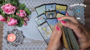 ЧТО ОН ХОЧЕТ ОТ МЕНЯ? КАК МНЕ ВЕСТИ СЕБЯ С НИМ? Таро Онлайн Расклад Diamond Dream Tarot