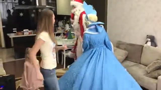 Дед Мороз и Снегурочка 2018 19 смотреть онлайн