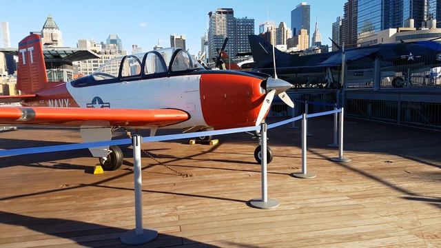 Лифт на авианосце смотреть онлайн